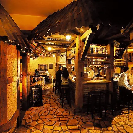 Sieben Welten & 金策尔