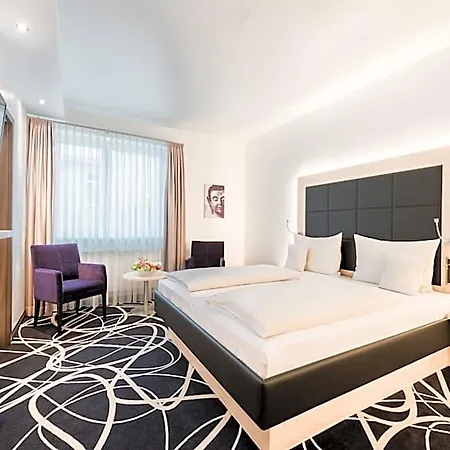 Sieben Welten & Hotel 4*