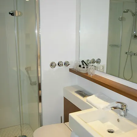 Sieben Welten & 金策尔