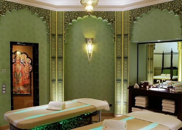 Hotel Sieben Welten & 4*