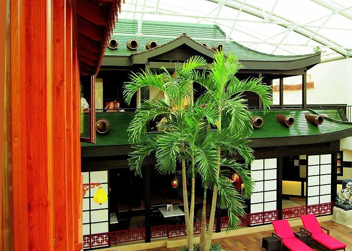 Sieben Welten & Hotel