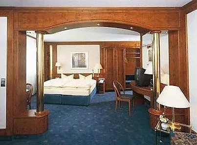 Hotel Sieben Welten & 4*